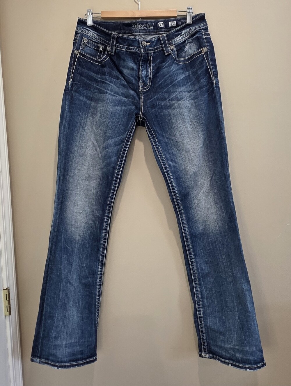 Miss Me Jeans Women's Size 32 Blue Mid Rise Bootcut Embellished Pockets